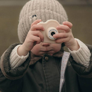 Цифровая камера Mrs. Ertha "Cam Cam Little Daisys", очарование маргариток с кремовым